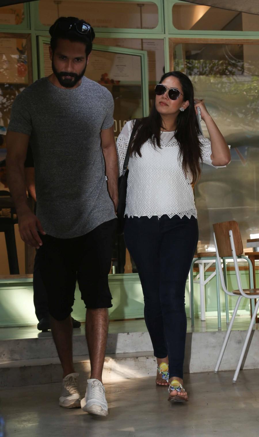 Photos of Bollywood actor Shahid Kapoor and Mira spotted eating out in Bandra. Shahid Kapoor and Mira,Shahid Kapoor,Mira,Shahid Kapoor and Mira spotted eating out in Bandra,Shahid Kapoor and Mira pics,Shahid Kapoor and Mira images,Shahid Kapoor and Mira photos,Shahid Kapoor and Mira stills,Shahid Kapoor and Mira pictures
