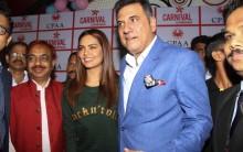 Photos of Esha Gupta and Boman Irani spend time with cancer affected children.