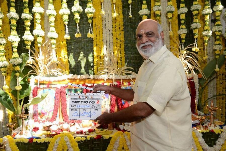 Nagarjuna's Raju Gari Gadhi 2 movie launched at Annapoorna Stuidos. Nagarjuna,Akkineni Nagarjuna,Raju Gari Gadhi 2,Raju Gari Gadhi 2 movie launch,Raju Gari Gadhi 2 movie pooja,Nagarjuna's Raju Gari Gadhi 2,Raju Gari Gadhi 2 movie launch pics,Raju Gari Gadhi 2 movie launch images,Raju Gari Gadhi 2 movie launch photo