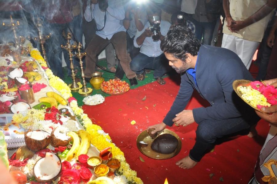Nagarjuna's Raju Gari Gadhi 2 movie launched at Annapoorna Stuidos. Nagarjuna,Akkineni Nagarjuna,Raju Gari Gadhi 2,Raju Gari Gadhi 2 movie launch,Raju Gari Gadhi 2 movie pooja,Nagarjuna's Raju Gari Gadhi 2,Raju Gari Gadhi 2 movie launch pics,Raju Gari Gadhi 2 movie launch images,Raju Gari Gadhi 2 movie launch photo