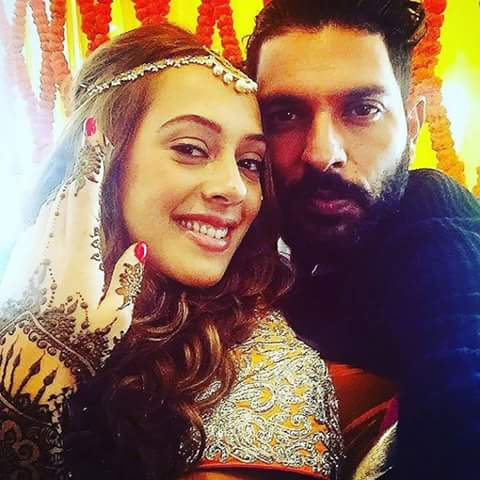 Yuvraj Singh and Hazel Keech's Mehendi Ceremony pictures. Yuvraj Singh and Hazel Keech,Yuvraj Singh and Hazel Keech wedding,Yuvraj Singh and Hazel Keech marriage,Yuvraj Singh wedding,Yuvraj Singh marriage,Yuvraj Singh and Hazel Keech's Mehendi Ceremony pictures,Yuvraj Singh Mehendi Ceremony pictures,Hazel K