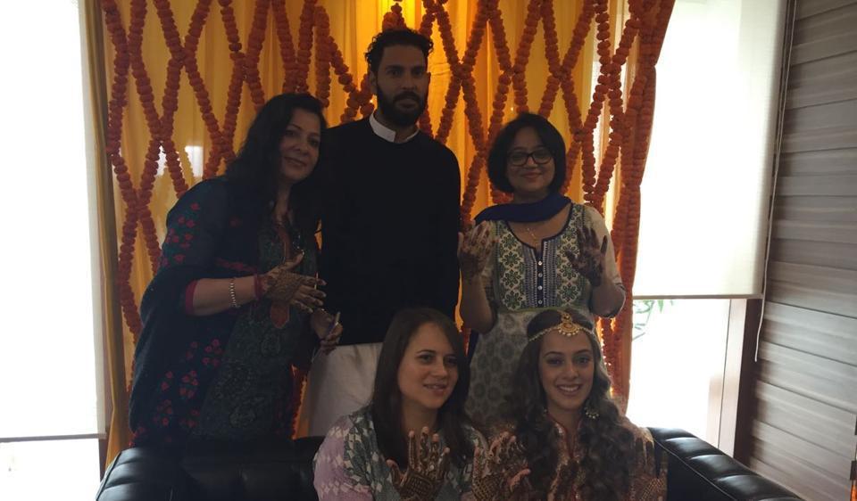 Yuvraj Singh and Hazel Keech's Mehendi Ceremony pictures. Yuvraj Singh and Hazel Keech,Yuvraj Singh and Hazel Keech wedding,Yuvraj Singh and Hazel Keech marriage,Yuvraj Singh wedding,Yuvraj Singh marriage,Yuvraj Singh and Hazel Keech's Mehendi Ceremony pictures,Yuvraj Singh Mehendi Ceremony pictures,Hazel K