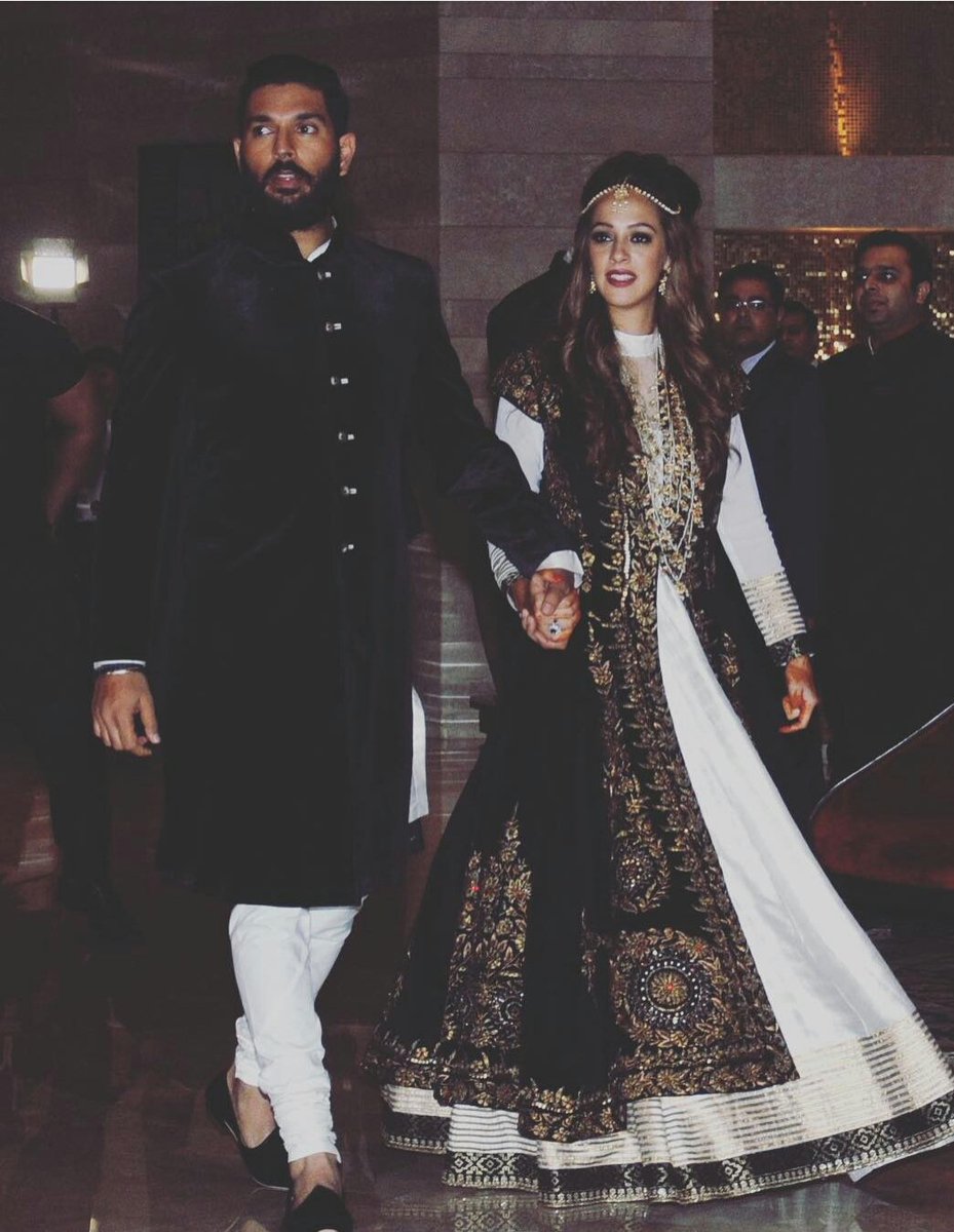 Virat Kohli, Parthiv Patel, Mohammed Shami, Ajinkya Rahane and Ishant Sharma at Yuvraj Singh-Hazel Keech's 'Cocktail' celebration. Yuvraj Singh-Hazel Keech,Yuvraj Singh and Hazel Keech,Yuvraj Singh and Hazel Keech Cocktail celebration,Virat Kohli,Parthiv Patel,Mohammed Shami,Ajinkya Rahane,Ishant Sharma,Yuvraj Singh and Hazel Keech Cocktail celebration pics,Yuvraj Singh and Hazel Kee