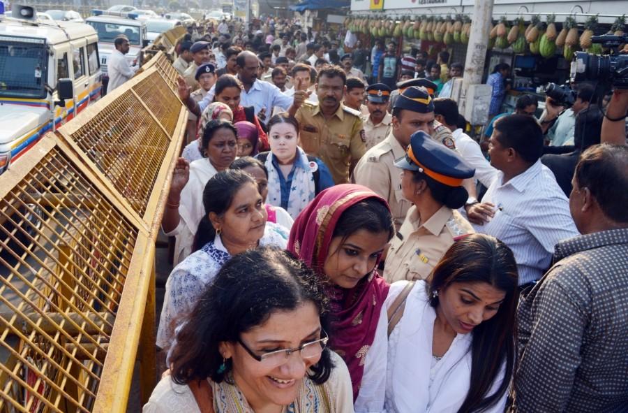 Women enter the famous Haji Ali dargah after five years and a series of legal battles and agitations in Mumbai, on Nov 29, 2016. Till June 2012, women were allowed entry up to the sanctum sanctorum comprising the mazaar (grave) of the revered Muslim saint, Sayyed Peer Haji Ali Shah Bukhari, but suddenly the entry rto women was barred. Mumbai,Haji Ali Dargah After 5 Years,Haji Ali Dargah,Women re-enter Haji Ali dargah,Women enter Haji Ali dargah,Women enters Haji Ali dargah