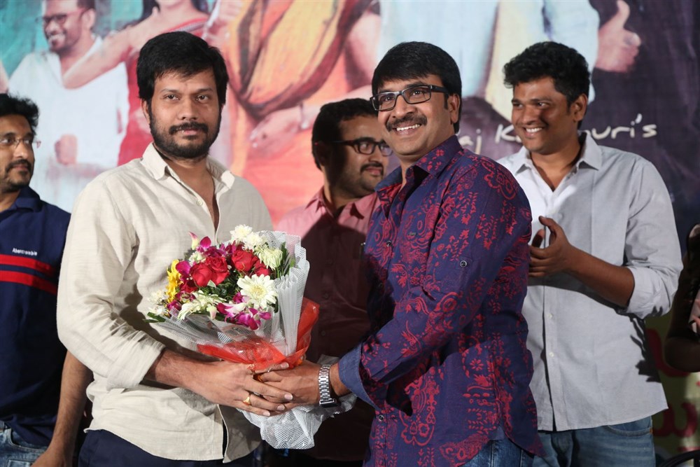 Telugu movie Jayammu Nischayammu Raa thanks meet held at Hyderabad. Celebs like Srinivasa Reddy, Poorna, Krishna Bhagavaan, Shiva Raj Kanumuri, Ravi Varma, Meena Kumari and others graced the event. Jayammu Nischayammu Raa,Jayammu Nischayammu Raa thanks meet,Srinivasa Reddy,Poorna,Krishna Bhagavaan,Shiva Raj Kanumuri,Ravi Varma,Meena Kumari,Jayammu Nischayammu Raa thanks meet pics,Jayammu Nischayammu Raa thanks meet images,Jayammu Nischayammu Raa tha