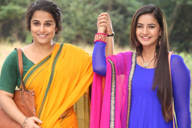 COLORS' popular social drama Udann has enthralled viewers with its gripping storyline and unpredictable plot. And, in the coming week, Udann will raise the bar of entertainment with actor par excellence - Vidya Balan making an appearance on the show in her Durga Rani Singh avatar from her upcoming movie Kahaani 2. Vidya Balan,Chakor,Vidya Balan and Chakor,Durga Rani Singh,Kahaani 2,Kahaani 2 promotion,Meera Deosthale