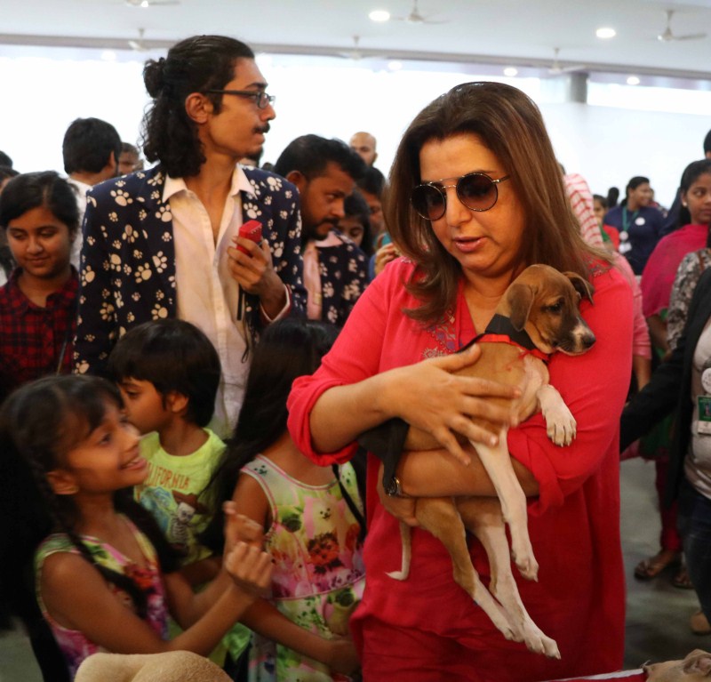 Photos of Farah Khan and Sooraj Pancholi visit Adoptathon 2016. Farah Khan and Sooraj Pancholi,Farah Khan,Sooraj Pancholi,Adoptathon 2016,Farah Khan at Adoptathon 2016,Sooraj Pancholi at Adoptathon 2016
