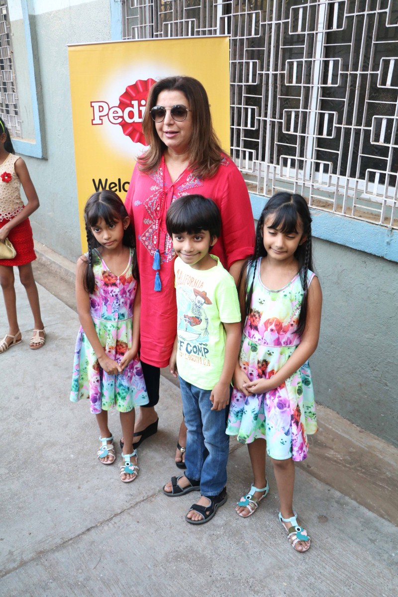 Photos of Farah Khan and Sooraj Pancholi visit Adoptathon 2016. Farah Khan and Sooraj Pancholi,Farah Khan,Sooraj Pancholi,Adoptathon 2016,Farah Khan at Adoptathon 2016,Sooraj Pancholi at Adoptathon 2016