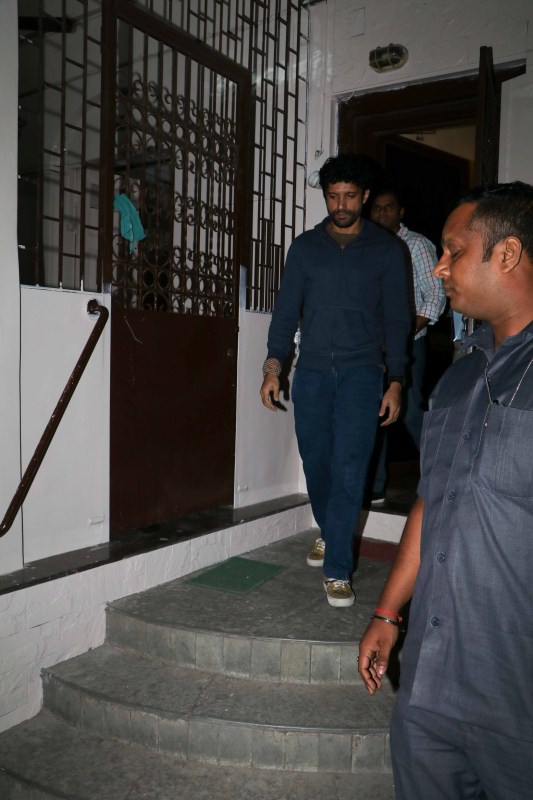 Photos of Bollywood actor Farhan Akhtar spotted at Bandra in Mumbai. Farhan Akhtar spotted at Bandra,Farhan Akhtar at Bandra,Farhan Akhtar latest pics,Farhan Akhtar latest images,Farhan Akhtar latest photos,Farhan Akhtar latest stills,Farhan Akhtar latest pictures,Farhan Akhtar pics,Farhan Akhtar images,Farhan Akhtar photo