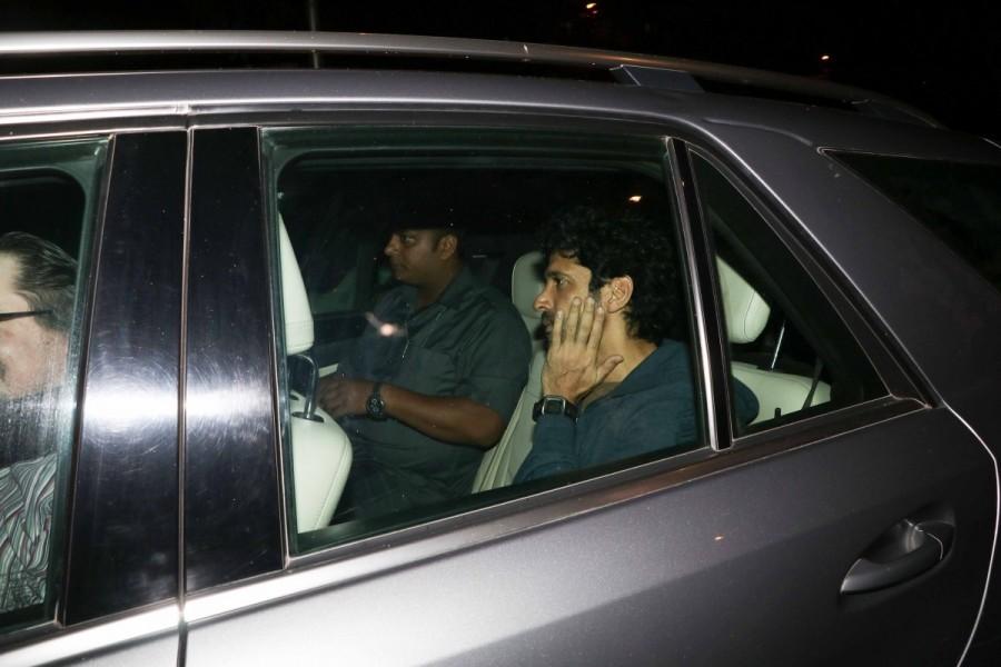 Photos of Bollywood actor Farhan Akhtar spotted at Bandra in Mumbai. Farhan Akhtar spotted at Bandra,Farhan Akhtar at Bandra,Farhan Akhtar latest pics,Farhan Akhtar latest images,Farhan Akhtar latest photos,Farhan Akhtar latest stills,Farhan Akhtar latest pictures,Farhan Akhtar pics,Farhan Akhtar images,Farhan Akhtar photo