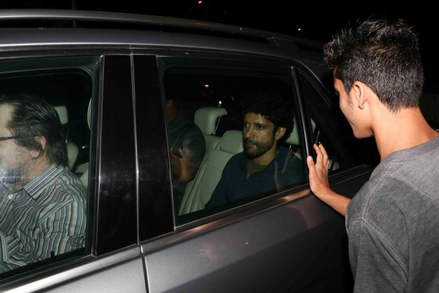 Photos of Bollywood actor Farhan Akhtar spotted at Bandra in Mumbai. Farhan Akhtar spotted at Bandra,Farhan Akhtar at Bandra,Farhan Akhtar latest pics,Farhan Akhtar latest images,Farhan Akhtar latest photos,Farhan Akhtar latest stills,Farhan Akhtar latest pictures,Farhan Akhtar pics,Farhan Akhtar images,Farhan Akhtar photo