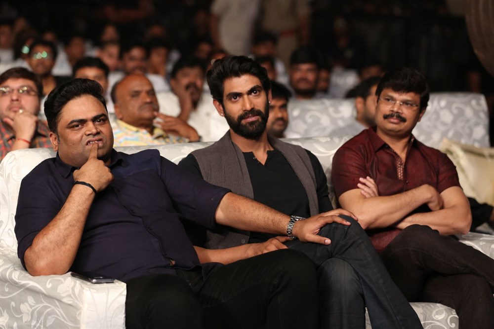 Telugu movie Dhruva Pre-Release event held at Hyderabad. Celebs like Ram Charan, Rana Daggubati, Arvind Swamy, Rakul Preet Singh, Surender Reddy, HipHop Tamizha Aadhi, Navdeep, Rajeevan, Allu Aravind, NV Prasad, Nagendra Babu, VV Vinayak, Dil Raju, Simha, DVV Danayya, Chandrabose, Sukumar, PS Vinod, Maruthi, Deepa Reddy, Vema Reddy, Naveen Nooli, Posani Krishna Murali, Parasuram, Vamsi Paidipally, Suma, Rajeevan and others graced the event. Ram Charan,Rakul Preet,Arvind Swamy,Rana Daggubati,Dhruva Pre-release function,Dhruva Pre-release function event,Dhruva Pre-release pics,Dhruva Pre-release images,Dhruva Pre-release photos,Dhruva Pre-release stills,Dhruva Pre-release pictures