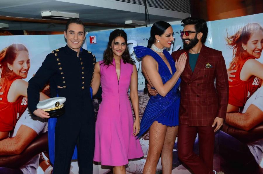 Photos of Befikre movie promotion at Yash Raj Studios. Befikre movie promotion at Yash Raj Studios,Befikre movie promotion,Befikre promotion,Befikre,Bollywood movie Befikre,ranveer singh befikre,vaani kapoor befikre,Ranveer singh,Vaani Kapoor,ranveer singh vaani kapoor