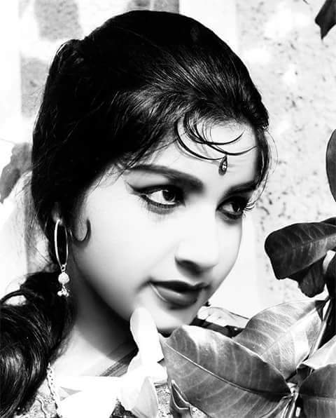 Check out Tamil Nadu CM Jayalalithaa's Rare and Unseen Pictures. Jayalalithaa,jayalalithaa health,Jayalalithaa dead,Jayalalithaa death rumours,Jayalalithaa rare pics,Jayalalithaa rare images,Jayalalithaa rare photos,Jayalalithaa rare stills,Jayalalithaa rare pictures,Jayalalithaa unseen pics,Jayalalithaa unseen images