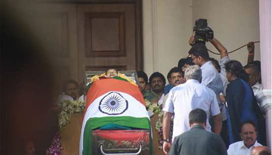 Jayalalithaa death: Vijay pays his last respect to Chief Minister Amma. Vijay,Ilayathalapathy Vijay,Vijay pay his last respect,Vijay pay his last respect to Jayalalithaa,Jayalalithaa death,Jayalalithaa death pics,Jayalalithaa death images,Jayalalithaa death photos,Jayalalithaa death stills,Jayalalithaa death pictures