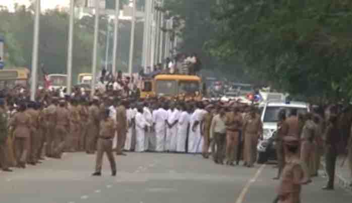 Jayalalithaa funeral procession: Amma's mortal remains taken from Rajaji Hall to Marina Beach. Jayalalithaa funeral procession,Jayalalithaa funeral,Jayalalithaa mortal,Jayalalithaa procession,Jayalalithaa funeral procession pics,Jayalalithaa funeral procession images,Jayalalithaa funeral procession photos,Jayalalithaa funeral procession stills,Jaya