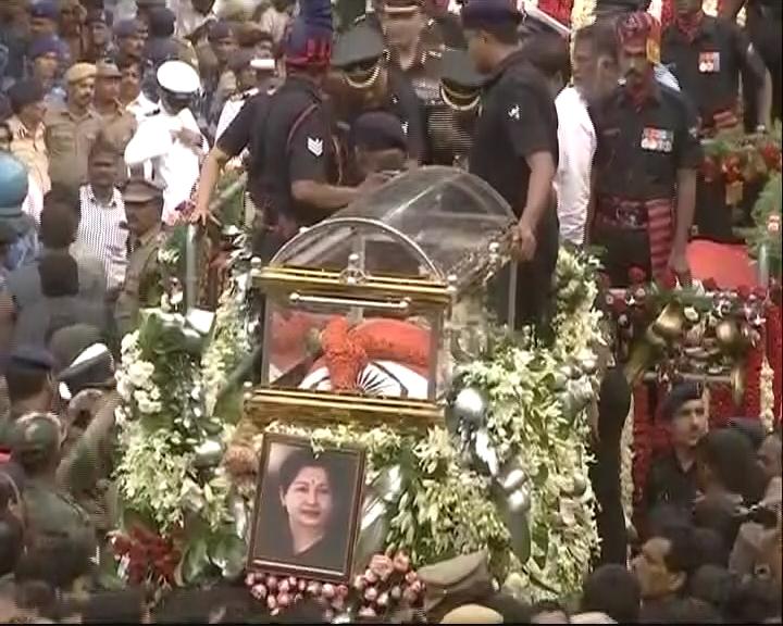 Jayalalithaa funeral procession: Amma's mortal remains taken from Rajaji Hall to Marina Beach. Jayalalithaa funeral procession,Jayalalithaa funeral,Jayalalithaa mortal,Jayalalithaa procession,Jayalalithaa funeral procession pics,Jayalalithaa funeral procession images,Jayalalithaa funeral procession photos,Jayalalithaa funeral procession stills,Jaya