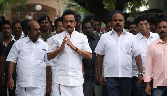 MK Stalin pays homage to Cho Ramaswamy.