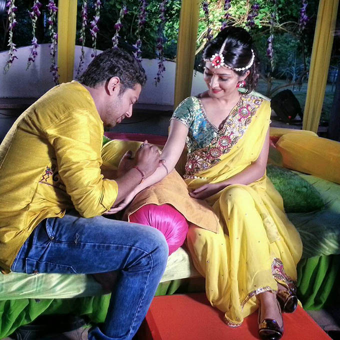 Photos of Yash and Radhika Pandit's mehndi ceremony. Yash and Radhika Pandit's mehndi ceremony,Yash mehndi ceremony,Radhika Pandit mehndi ceremony,Radhika Pandit,Yash,Yash and Radhika Pandit wedding,Yash and Radhika Pandit marriage,Yash and Radhika Pandit wedding pics,Yash and Radhika Pandit wedding im