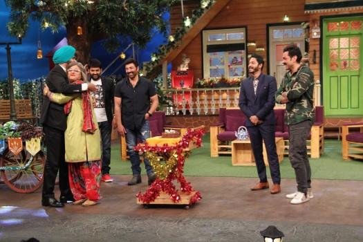 Photos of Ali Asgar celebrates his birthday on the sets of The Kapil Sharma Show.