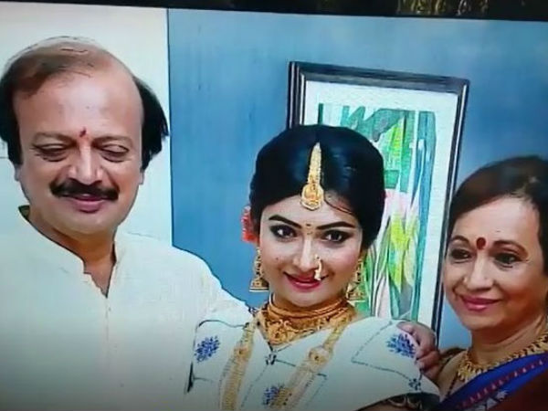 Yash and Radhika Pandit's wedding pictures. Yash and Radhika Pandit,Yash,Radhika Pandit,Yash and Radhika Pandit wedding,Yash and Radhika Pandit wedding pics,Yash and Radhika Pandit wedding images,Yash wedding,Yash wedding pics,Yash wedding images,Radhika Pandit wedding,Radhika Pandit wedding pics,R