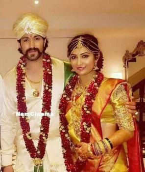 Yash and Radhika Pandit's wedding pictures.