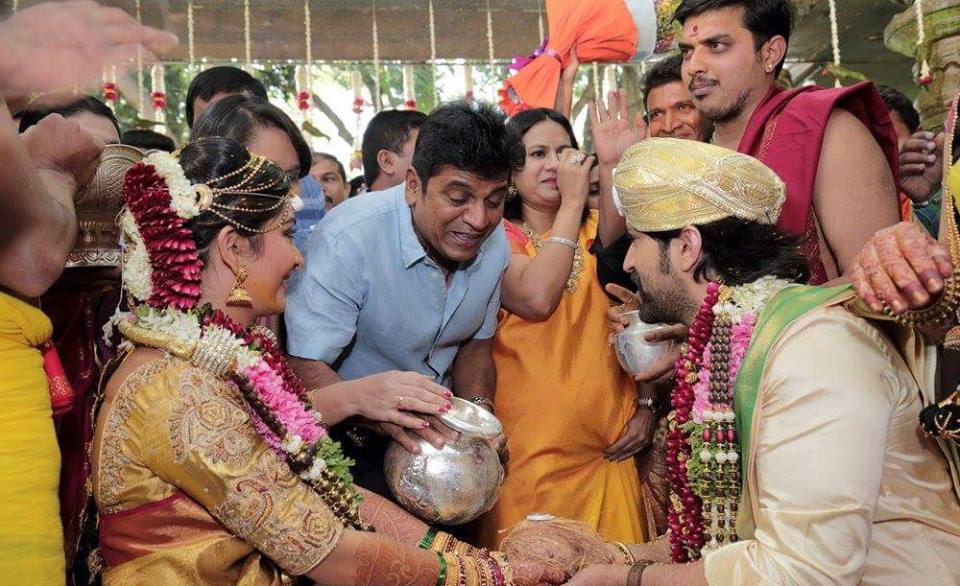 Actor Yash and Radhika Pandit Marriage held at Plalace ground, Bangalore on 9th December. The couple tied the knot as per the Hindu customs. Celebs like Puneeth Rajkumar, Ravichandran, Sriimurali, Bharathi Vishnuvardhan, Shivarajkumar, Sudeep, Raghavendra Rajkumar, and others spotted at the wedding. Puneeth Rajkumar,Ravichandran,Sriimurali,Bharathi Vishnuvardhan,Shivarajkumar,Sudeep,Raghavendra Rajkumar,Yash and Radhika Pandit's wedding,Yash and Radhika Pandit wedding,Yash and Radhika Pandit marriage,Yash wedding,Radhika Pandit wedding,Yash marr