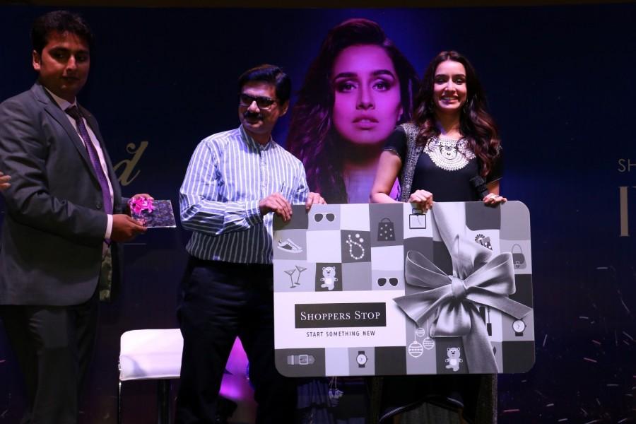 Photos of Bollywood Actress Shraddha Kapoor during the Enthnic Wear store launch, in Mumbai, on Dec 9, 2016. Shraddha Kapoor,Shraddha Kapoor launches Enthnic Wear store,Enthnic Wear store,Actress Shraddha Kapoor,Shraddha Kapoor new pics,Shraddha Kapoor new images,Shraddha Kapoor new photos,Shraddha Kapoor new stills,Shraddha Kapoor new pictures