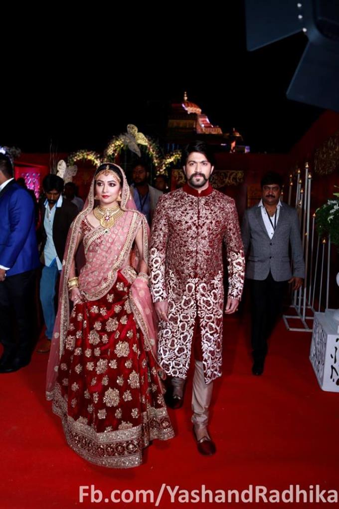 Yash and Radhika Pandit,Yash,Radhika Pandit,Yash wedding reception,Yash wedding reception pics,Yash wedding reception images,Yash wedding reception photos,Yash wedding reception stills,Radhika Pandit wedding reception,Radhika Pandit wedding reception pics