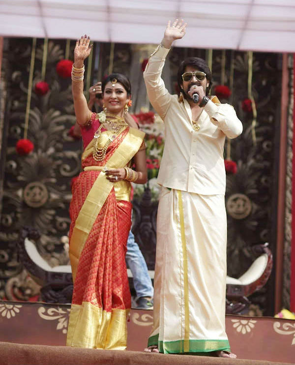 Photos of Actor Yash and Radhika Pandit wedding reception held in Bangalore. Yash and Radhika Pandit,Yash and Radhika Pandit wedding reception,Yash wedding reception,Radhika Pandit wedding reception,Yash wedding reception pics,Yash wedding reception images,Yash wedding reception photos,Yash wedding reception stills,Yash wedding re
