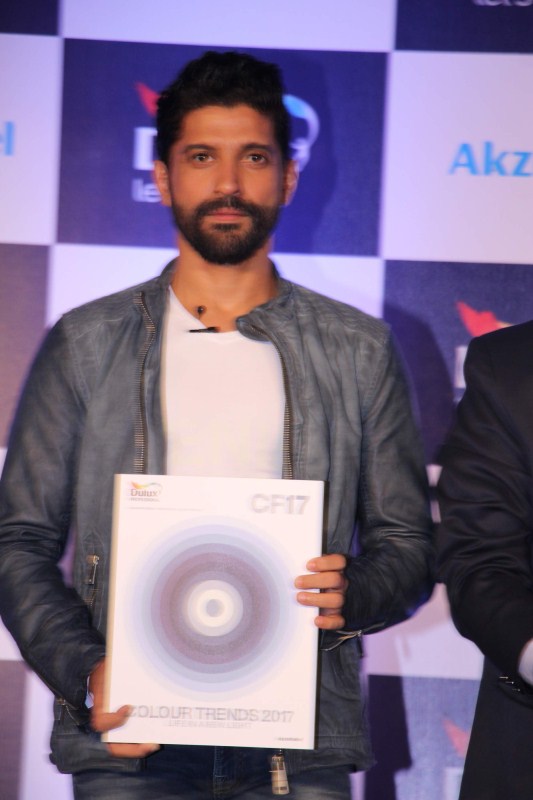 Farhan Akhtar. Farhan Akhtar and Shraddha Kapoor,Farhan Akhtar,Shraddha Kapoor,Dulux new color range,Dulux new color range launch,Farhan Akhtar launch Dulux new color range,Shraddha Kapoor launch Dulux new color range