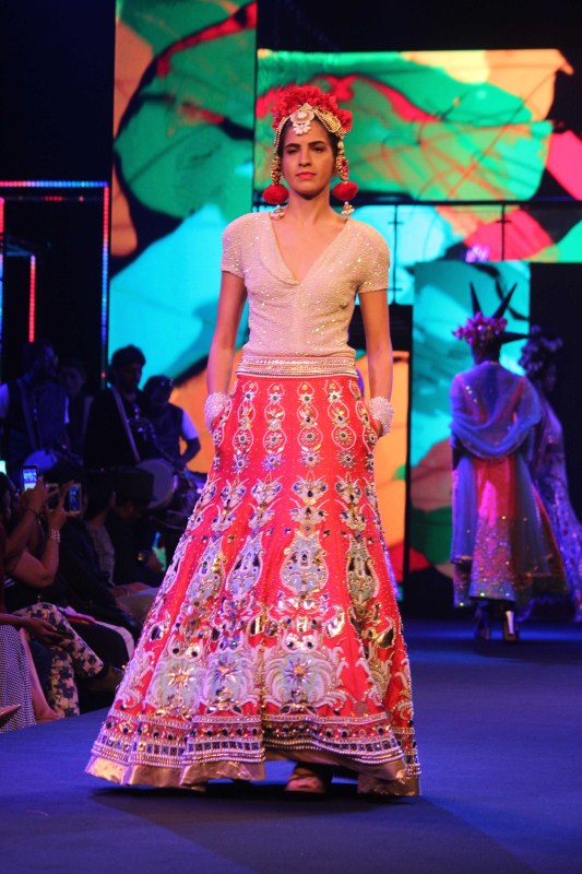 Blenders Pride Fashion Tour 2016 Photos,Images,Gallery 55028