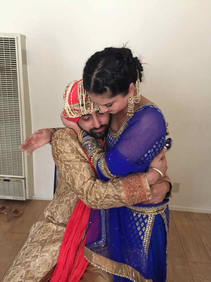 Photos of Bollywood actress Sunny Leone's brother Sandeepo Vohra Wedding. The marriage was a private affair and it was attended by the couple family members and close friends. Sunny Leone,Sunny Leone brother,Sunny Leone brother wedding,Sunny Leone marriage,Sundeep Vohra,Sundeep Vohra wedding,Sundeep Vohra marriage,Sunny Leone as Punjabi kudi,Sunny Leone in Punjabi kudi,Sunny Leone in Punjabi dress