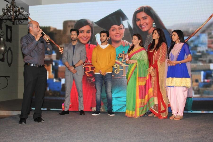Television actors like Jitendra Trehan, Suchitra Pillai, Ankita Sharma, Prachi Shah, Aashika Bhatia, Shweta Mahadik, Vikas Jain, Sangeita Chauhan, Akshaya Bhingarde and Karan Singhmar spotted during the launch of television serial, Ek Shringaar Swaabhimaan in Mumbai. Jitendra Trehan,Suchitra Pillai,Ankita Sharma,Prachi Shah,Aashika Bhatia,Shweta Mahadik,Vikas Jain,Sangeita Chauhan,Akshaya Bhingarde,Ek Shringaar Swaabhimaan,Ek Shringaar Swaabhimaan serial,Ek Shringaar Swaabhimaan serial launch