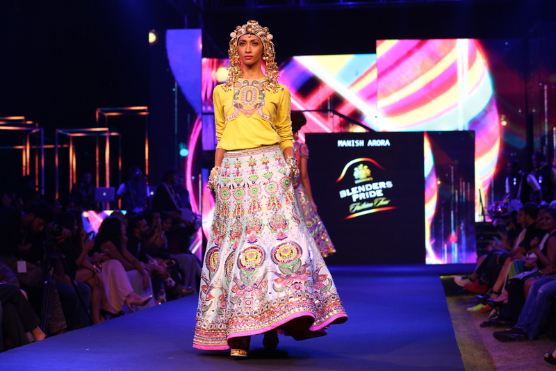 Blenders Pride Fashion Tour 2016. Kangana Ranaut,Kangana Ranaut at Blenders Pride Fashion Tour 2016,Blenders Pride Fashion Tour 2016,Blenders Pride Fashion Tour,Kangana Ranaut hot pics,Kangana Ranaut hot images,Kangana Ranaut hot photos,Kangana Ranaut hot stills,Kangana Ranaut hot picture