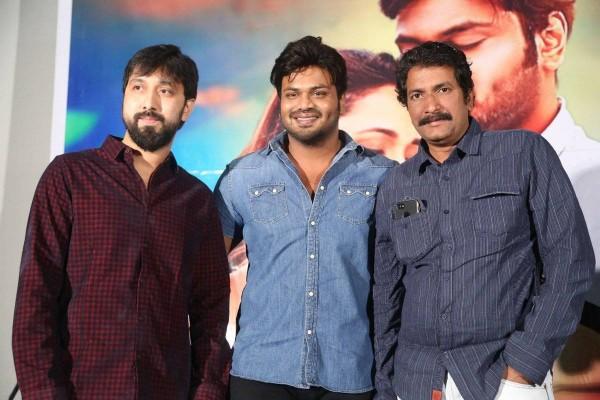 Manchu Manoj, Pragya Jaiswal at Gunturodu Trailer Launch - Photos ...