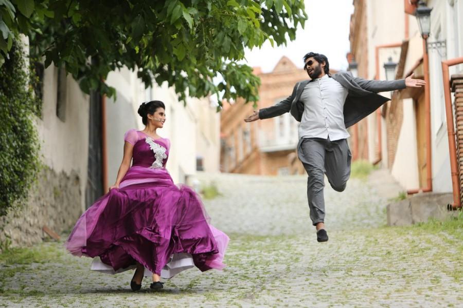 Veera Sivaji is an upcoming Tamil action comedy film directed by Ganesh Vinayak and produced by S. Nandagopal. The film features Vikram Prabhu and Shamili in the lead role, while Rajendran, Robo Shankar, Yogi Babu, VTV Ganesh and John Vijay are in the supporting characters. Vikram Prabhu,Shamili,Veera Sivaji,Veera Sivaji stills,Veera Sivaji pics,Veera Sivaji images,Veera Sivaji photos,Veera Sivaji pictures,Veera Sivaji movie stills,Veera Sivaji movie pics,Veera Sivaji movie images,Veera Sivaji movie photos,Veera Sivaji movie