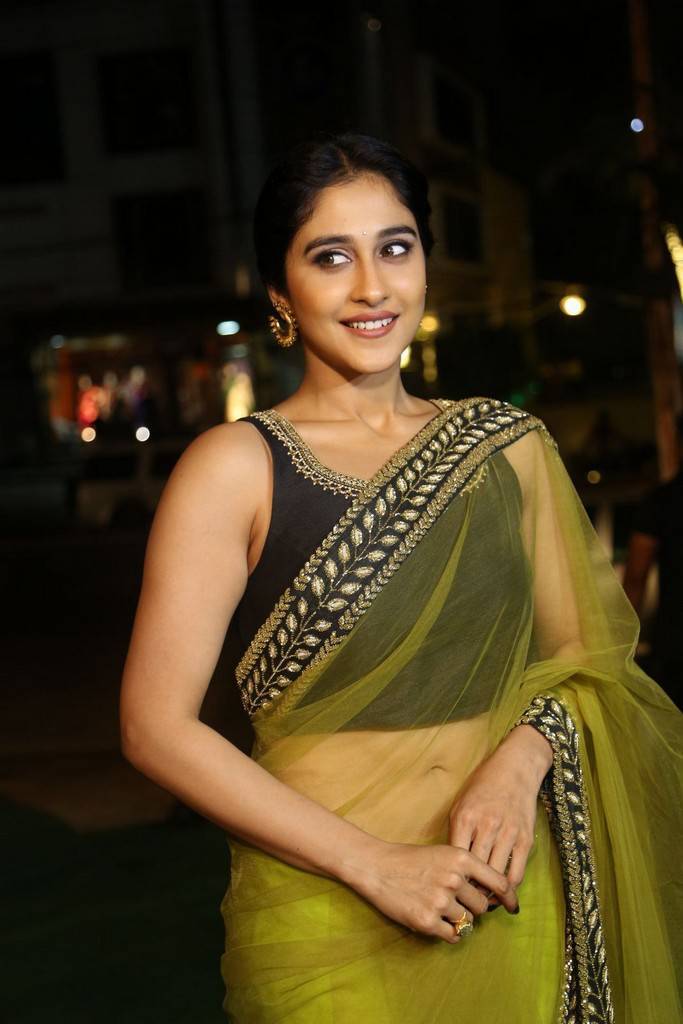 South Indian actress Regina Cassandra is posing for photographers at South Scope Lifestyle Awards 2016 Red Carpet. Parul Yadav,Upasana,Pranitha Subhash,Regina Cassandra,Parul Yadav at South Scope Lifestyle Awards,Upasana at South Scope Lifestyle Awards,Pranitha Subhash at South Scope Lifestyle Awards,Regina Cassandra at South Scope Lifestyle Awards,South Scope Lifesty
