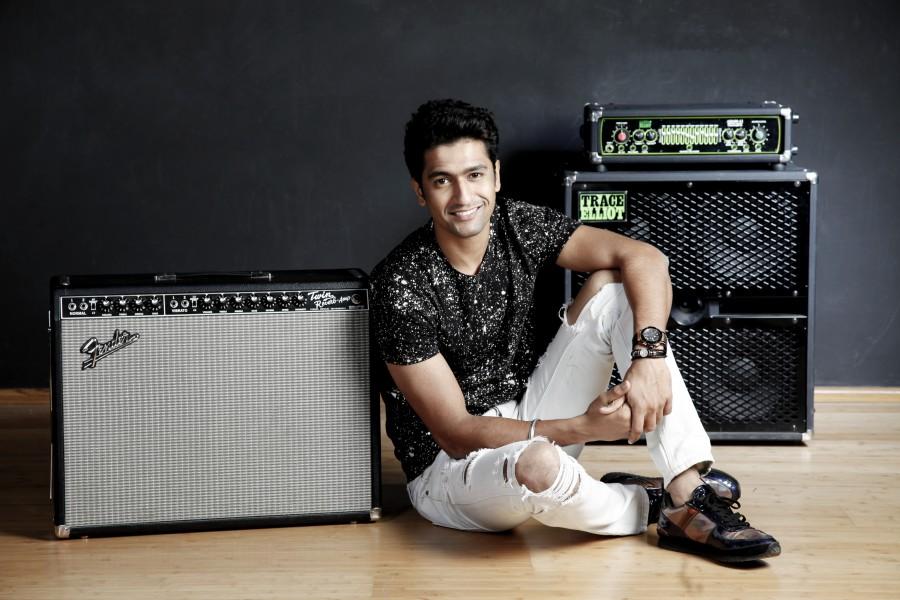 Vicky Kaushal: We saw this handsome hunk in Masaan as a boy next door to that crazy cop from Raman Raghav 2.0 and now we are going to see him in Sanjay Dutt's biopic. Vicky Kaushal,Taheer Raj Bhasin,Shweta Tripathi,Jim Sarbh,Sayani Gupta,B-town celebs