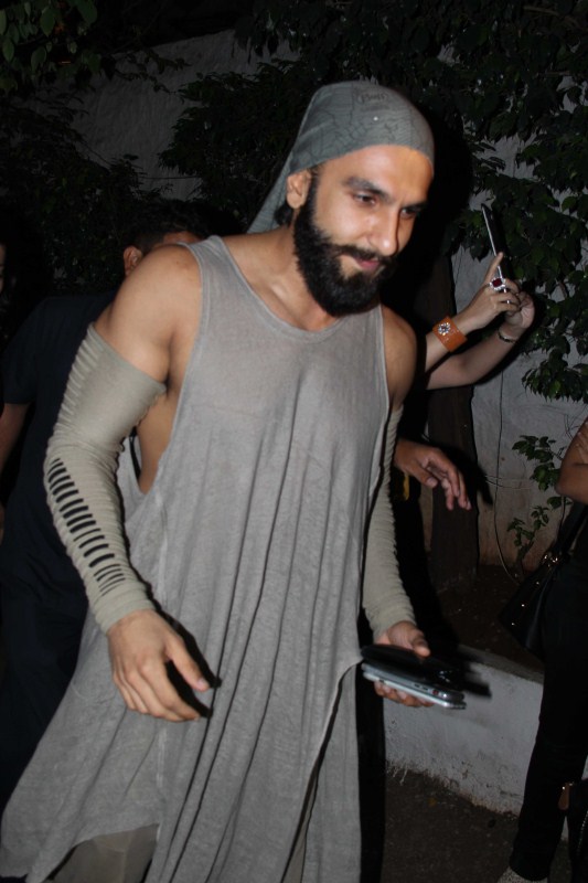 Ranveer Singh spotted at olive bar - Photos,Images,Gallery - 55377