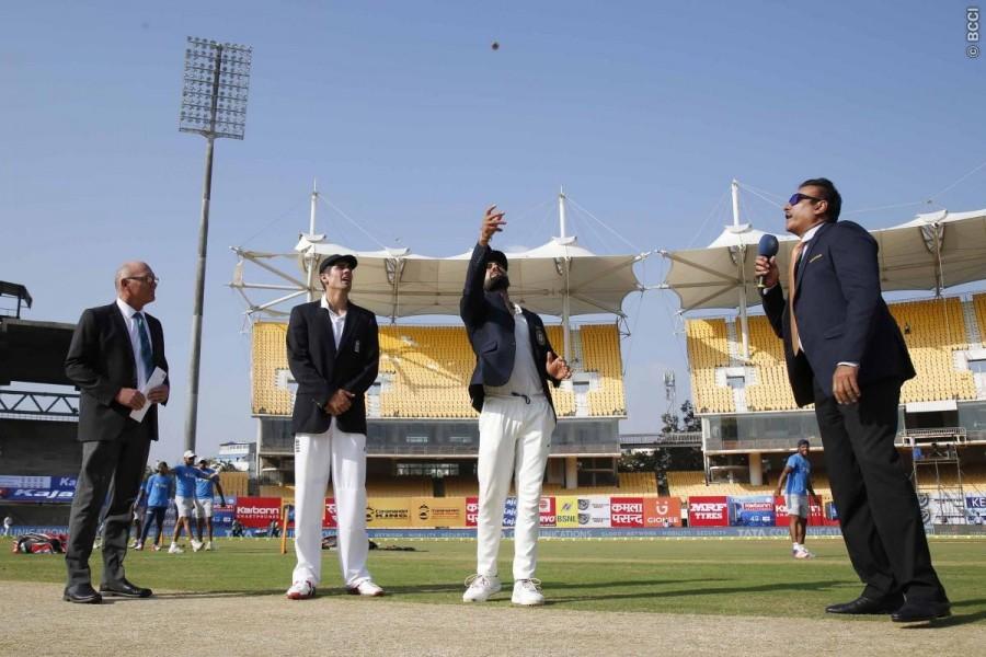 England skipper Alastair Cook has won the toss and elected to bat against India in the fifth and final Test match here on Friday. England win toss,England vs India,India vs England,India vs England Test Series,India vs England Fifth Test,India vs England pics,India vs England images,India vs England photos,India vs England stills,India vs England pictures