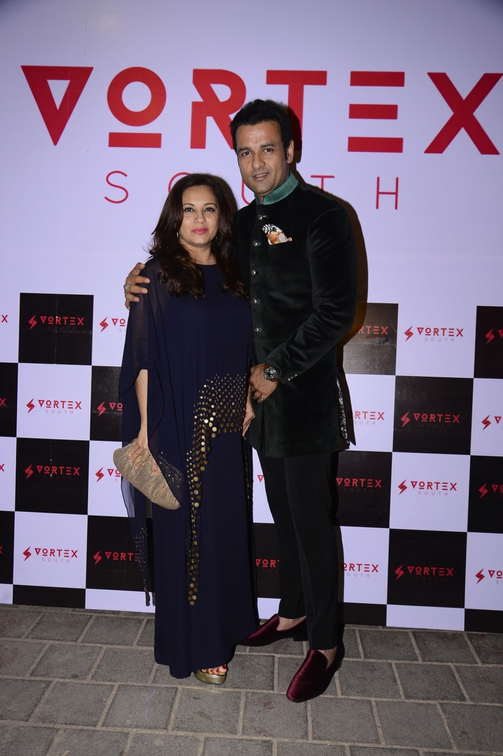 Actor Rohit Roy with wife Manasi Joshi Roy during the unveil a fusion bar in Mumbai, on Dec 14, 2016. Unveil of a fusion bar,fusion bar,DJ Tarun Makhijani,Dj Ali Merchant,Rohit Roy,Manasi Joshi Roy,Madhura Naik,Sonali Raut,Nia Sharmal