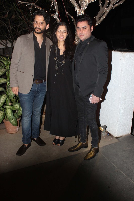 Bollywood Celebrities visit Fashion Designer Rajat Tangri’s Studio. Madhurima Tuli,Shriya Saran,Shriya Saran,Fashion Designer Rajat Tangri's Studio,Rajat Tangri,Fashion Designer Rajat Tangri