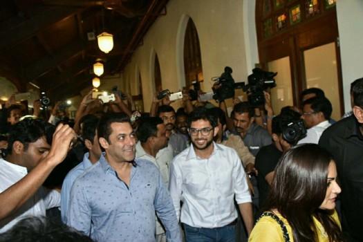 Actor Salman Khan and Yuva Sena president Aditya Thackeray during the launch of anti open-defecation campaign in Mumbai on Dec. 17, 2016.