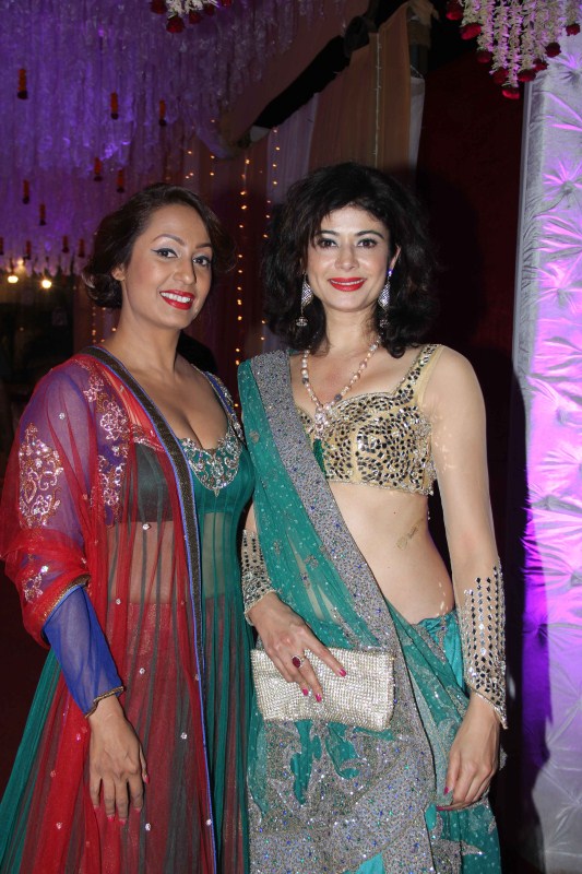 Celebs at Photographer Munna wedding reception. Photographer Munna wedding reception,Photographer Munna wedding,Photographer Munna,Photographer Munna wedding reception pics,Photographer Munna wedding reception images,Photographer Munna wedding reception phoots,Photographer Munna wedding reception still