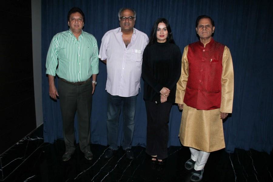 Decided by a Jury comprising pre-eminent industry stalwarts, like, Hema Malini, Boney & Anil Kapoor, Simi Garewal, Padmini Kolhapure, Anu Ranjan and Shashi Ranjan besides Dr. Reddy, himself, the Award carries a cash prize of Rs. 10,00,000/- along with a gold bracelet and a trophy. Yash Chopra Memorial Award,Yash Chopra Memorial Award 2016,Shah Rukh Khan,Dr. T. Subbarami Reddy,Subbarami Reddy,SRK,JW Marriot,Hotel JW Marriot