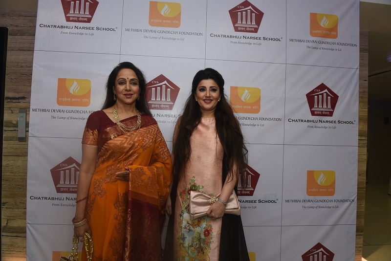 Hema Malini and Fashion designer Archana Kochhar during the launch of Chatrabhuj Narsee School at Kandivali in Mumbai on Dec 18, 2016. Sujay Jairaj,Tulip Joshi,Minal Thacker,Preeti Jhangiani,Chatrabhuj Narsee School,Chatrabhuj Narsee School launch