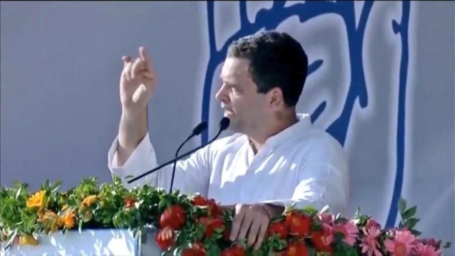 Rahul Gandhi addresses rally in Gujarat. Rahul Gandhi,PM Modi,Modi,Narendra Modi,Sahara India,bribe from Sahara India,Rahul Gandhi in Gujarat,Sahara India 9 times in 6 months,black money