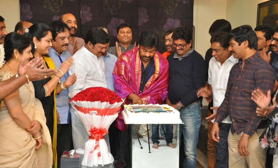 Telugu megastar Chiranjeevi at 2017 Maa Dairy inauguration. Megastar Chiranjeevi,Chiranjeevi,Maa Dairy 2017 inauguration,Maa Dairy 2017,Megastar Chiranjeevi pics,Chiranjeevi pics,Chiranjeevi images,Chiranjeevi photos,Chiranjeevi stills,Chiranjeevi pictures