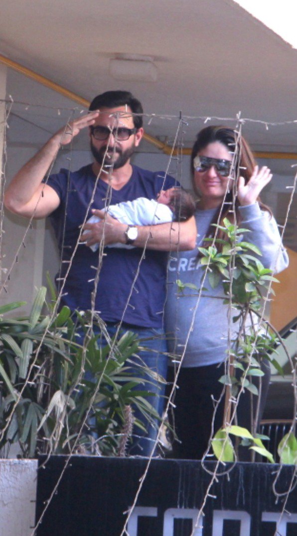 Saif Ali Khan and Kareena Kapoor Khan arrive home with son Taimur Ali Khan. Taimur Ali Khan,Saif Ali Khan and Kareena Kapoor,Saif Ali Khan,Kareena Kapoor,Kareena Kapoor Khan,Kareena Kapoor Khan with his son,Taimur Ali Khan Pataudi,Taimur Ali Khan Pataudi pics,Taimur Ali Khan Pataudi images,Taimur Ali Khan Pataudi photos,Taimur Al